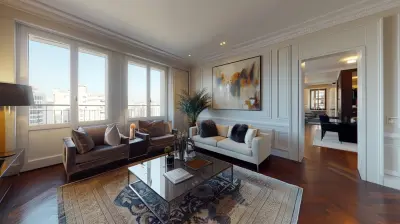 Best Virtual Staging Practices for High-End Real Estate