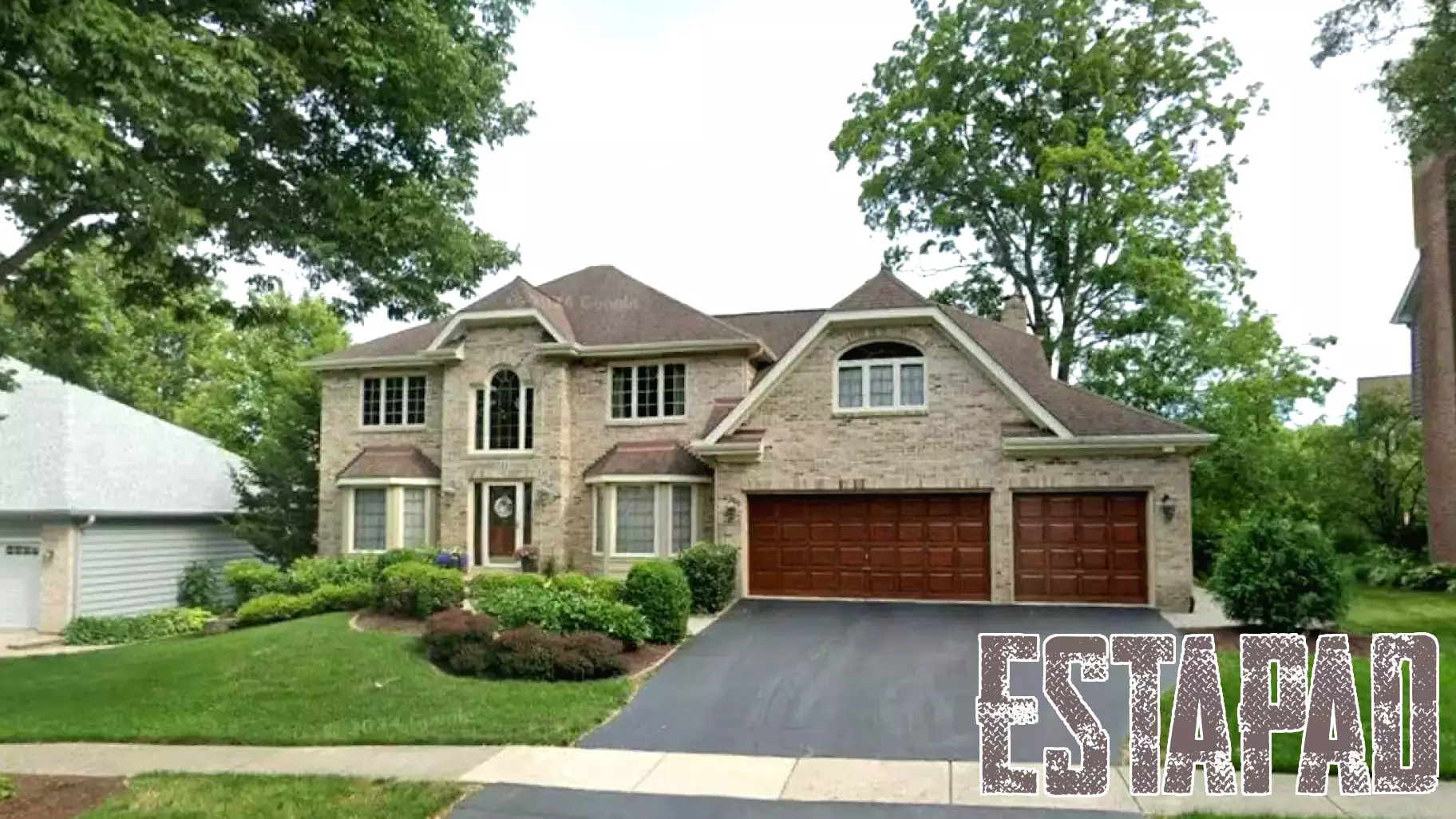 Woodridge Single-Family Home Sells for $1.02 Million