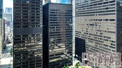 Illinois affordable housing agency inks Michigan Avenue office lease